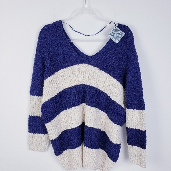 CHUNKY Knit‎ Blue and Cream V-Neck Stripe Sweater … - Picture 6 of 6